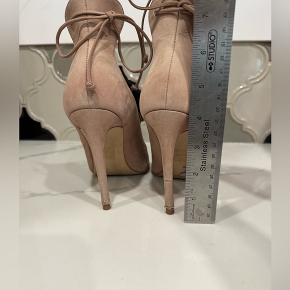 Women’s suede leather lace up heels in size 8 - Picture 5 of 8